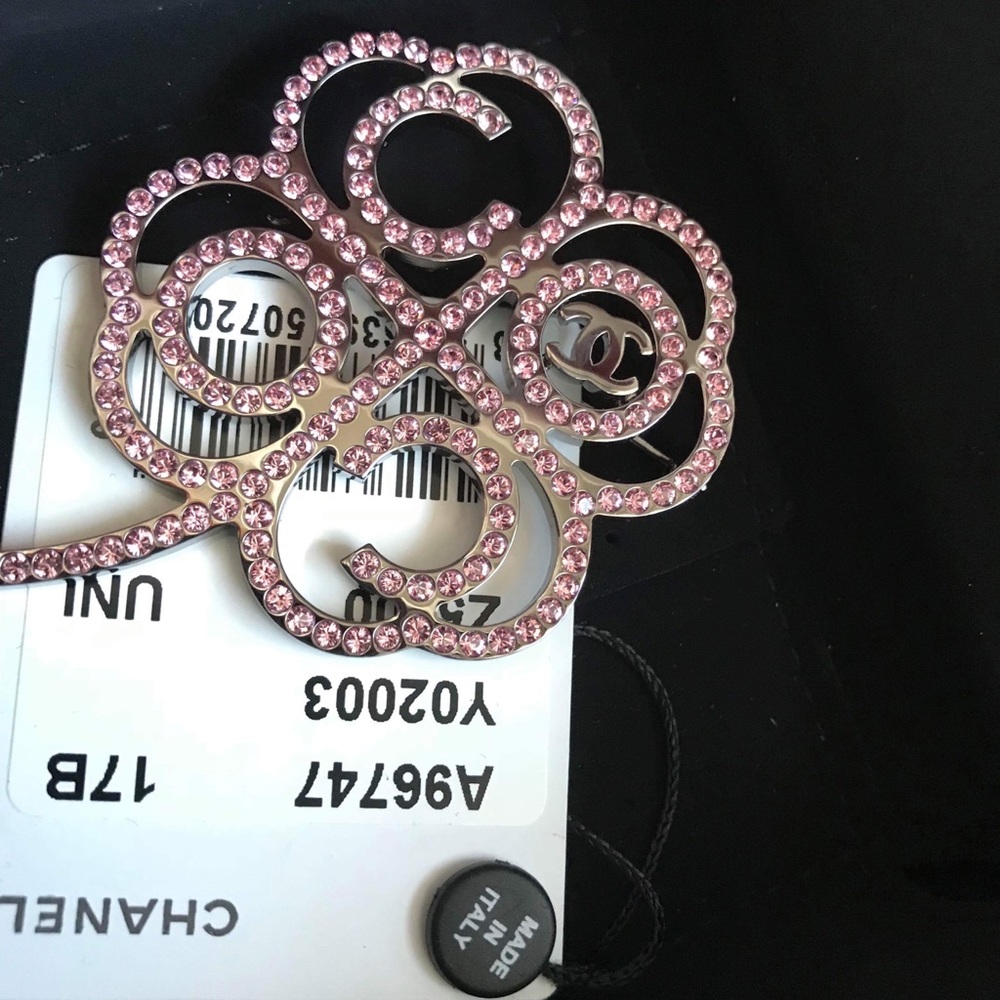 ❌SOLD❌CHANEL BROOCHES